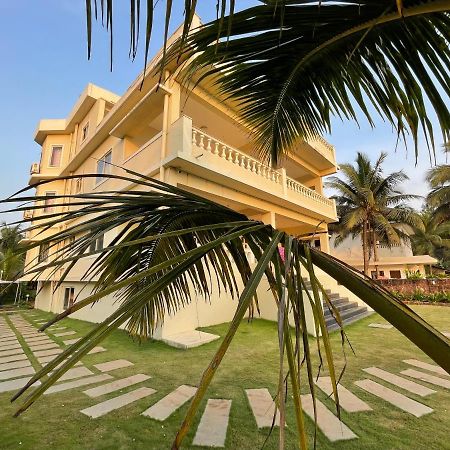 Kay'S By The Sea Hotel Ajgaon Exterior photo