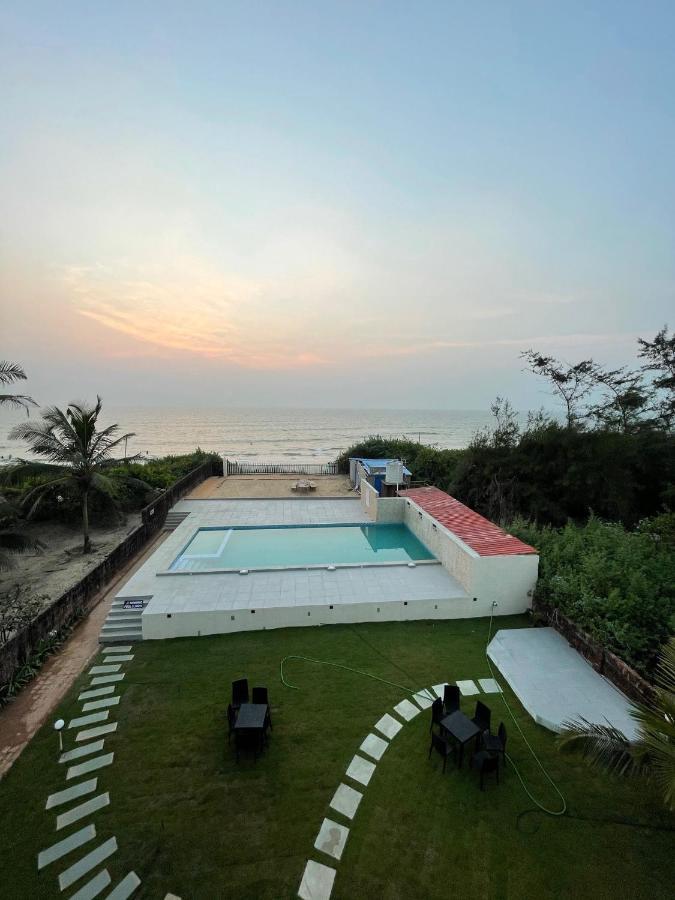 Kay'S By The Sea Hotel Ajgaon Exterior photo