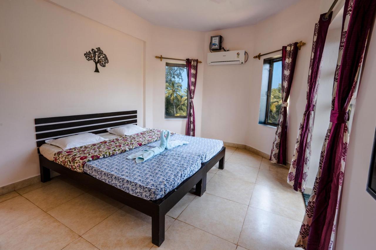 Kay'S By The Sea Hotel Ajgaon Exterior photo